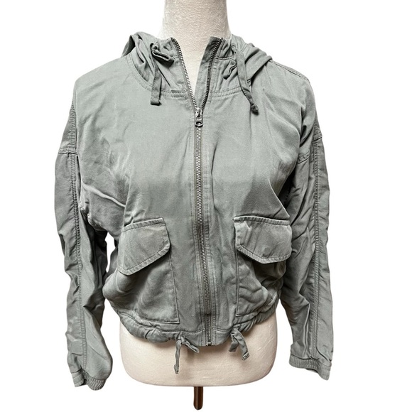 Abercrombie & Fitch Cropped Jacket Large Juniors Olive Green - Picture 1 of 6
